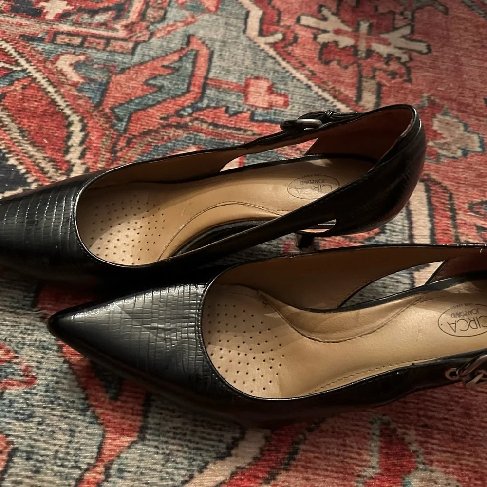 COPY - Circa Joan & David Black kitten heel shoes - Picture 3 of 5